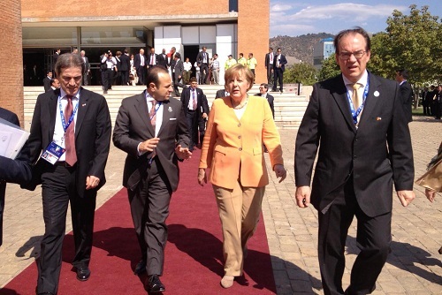 Egemen Bağış ve Angela Merkel